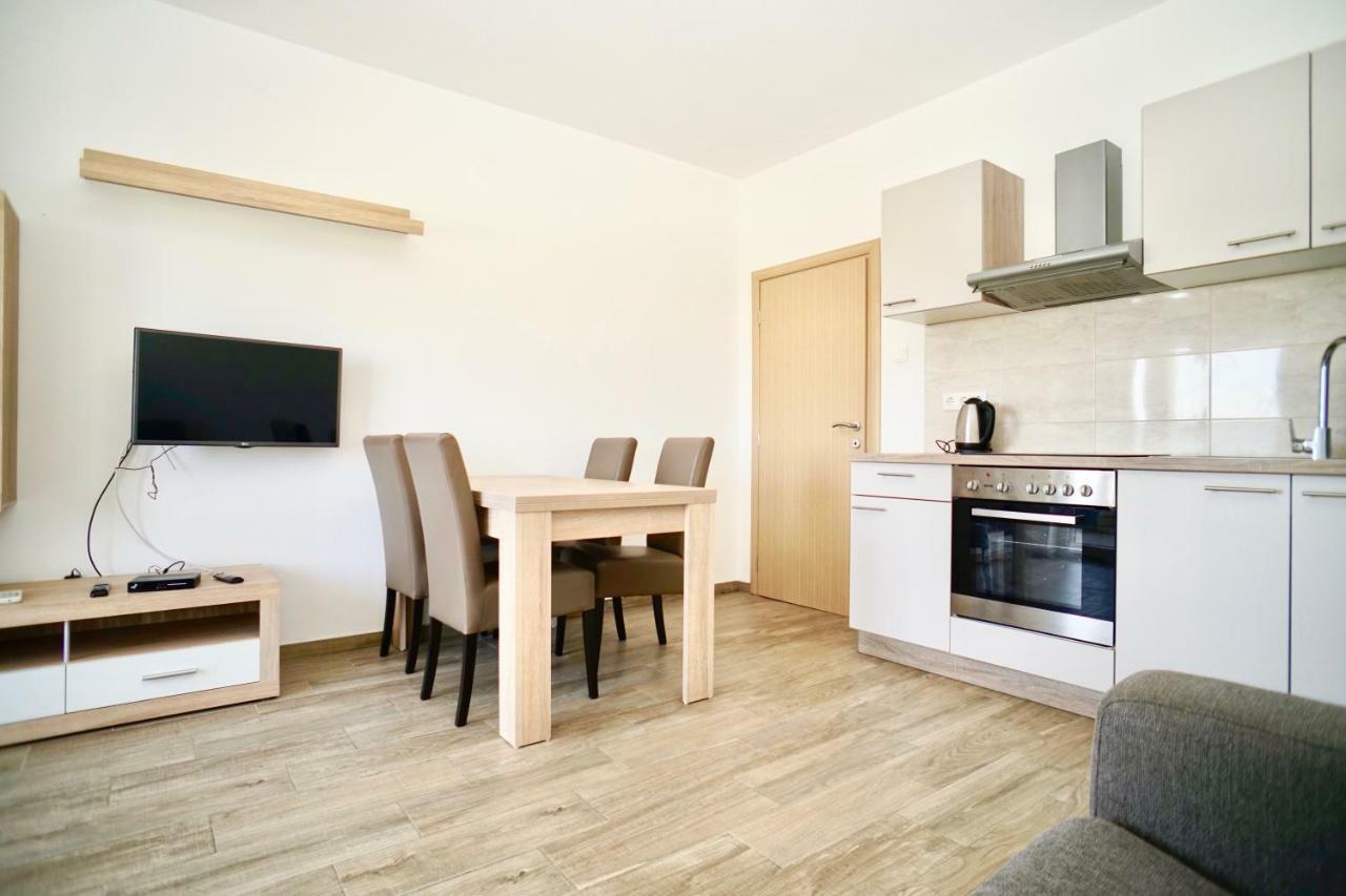 Apartments Teo Τρογκίρ Εξωτερικό φωτογραφία